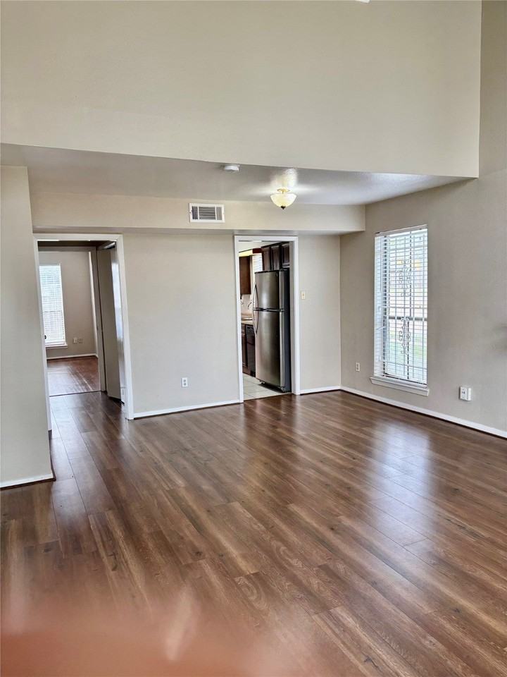 5100 Allendale Road - Photo 4 of 23