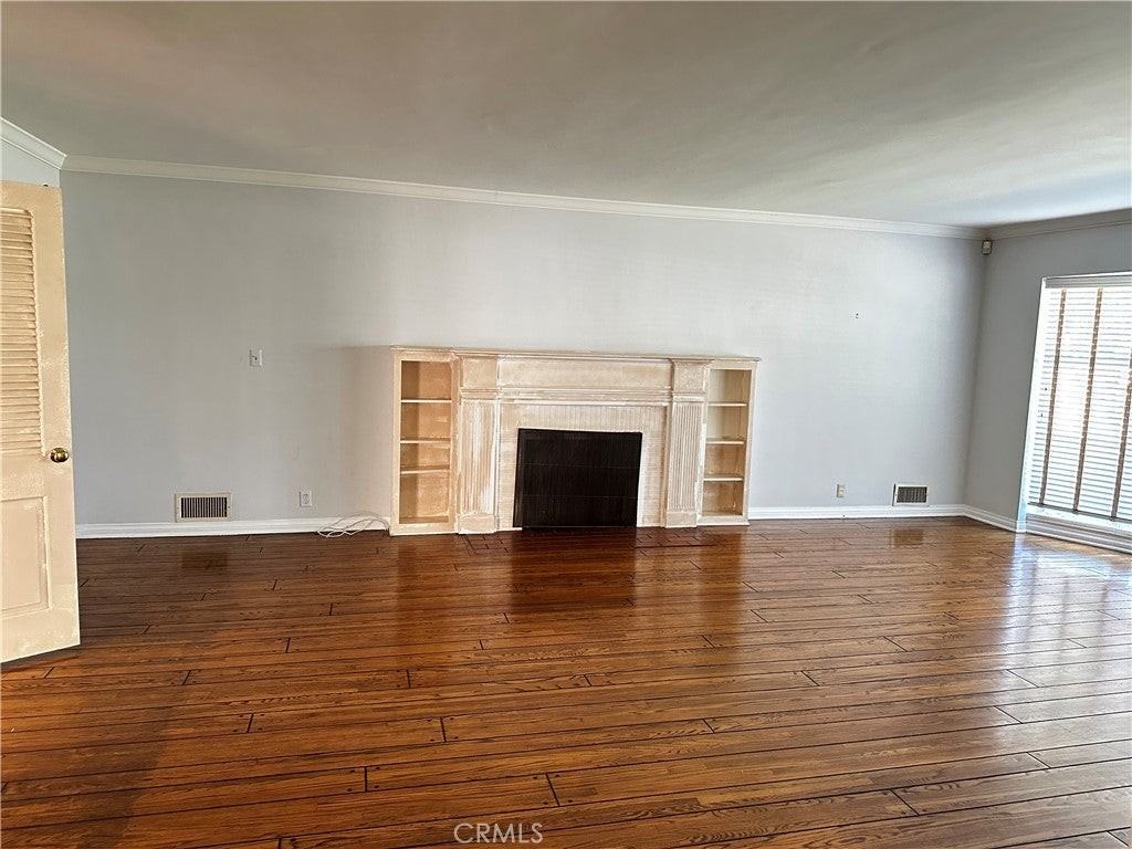 2900 Shakespeare Drive - Photo 3 of 18