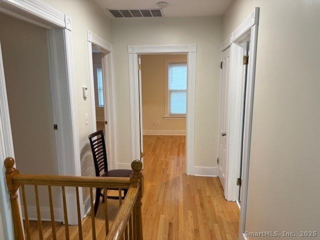 211 Knickerbocker Ave - Photo 3 of 10