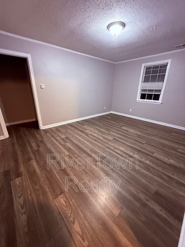 504 Philwood Cove - Photo 3 of 10