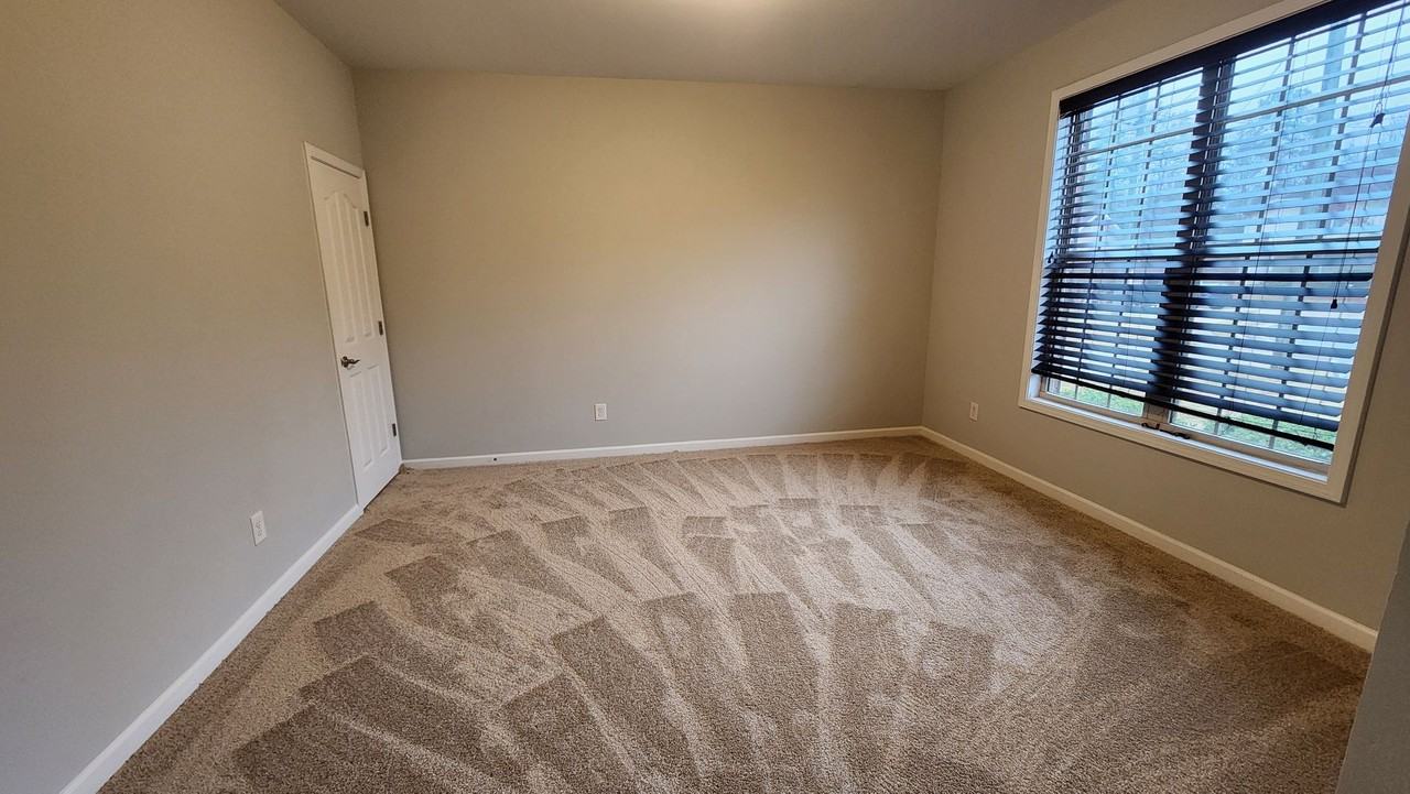 4525 Village Ct - Photo 3 of 25