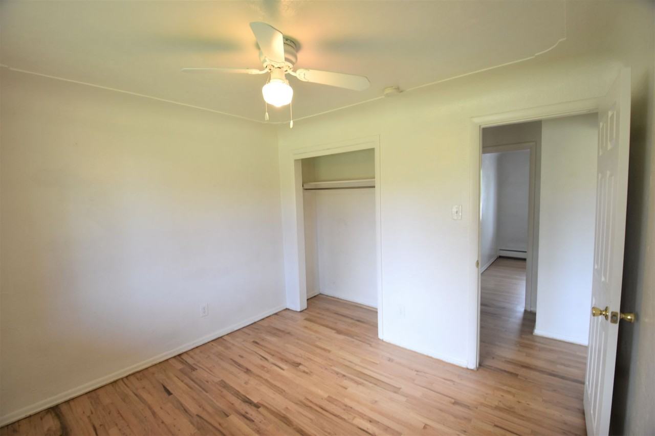 911-933 Portland Place - Photo 7 of 29