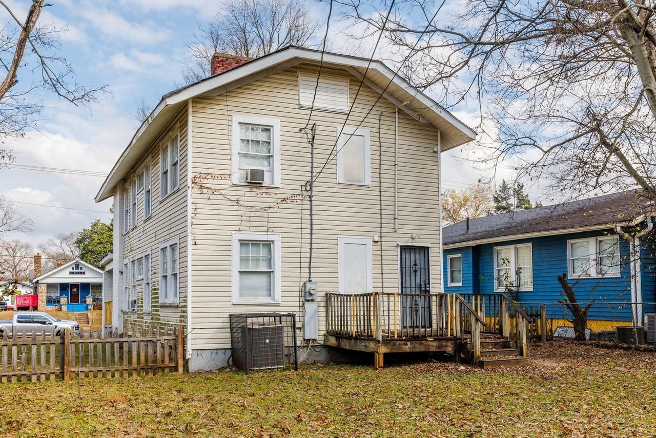 304 12th Street Southwest - Photo 6 of 23