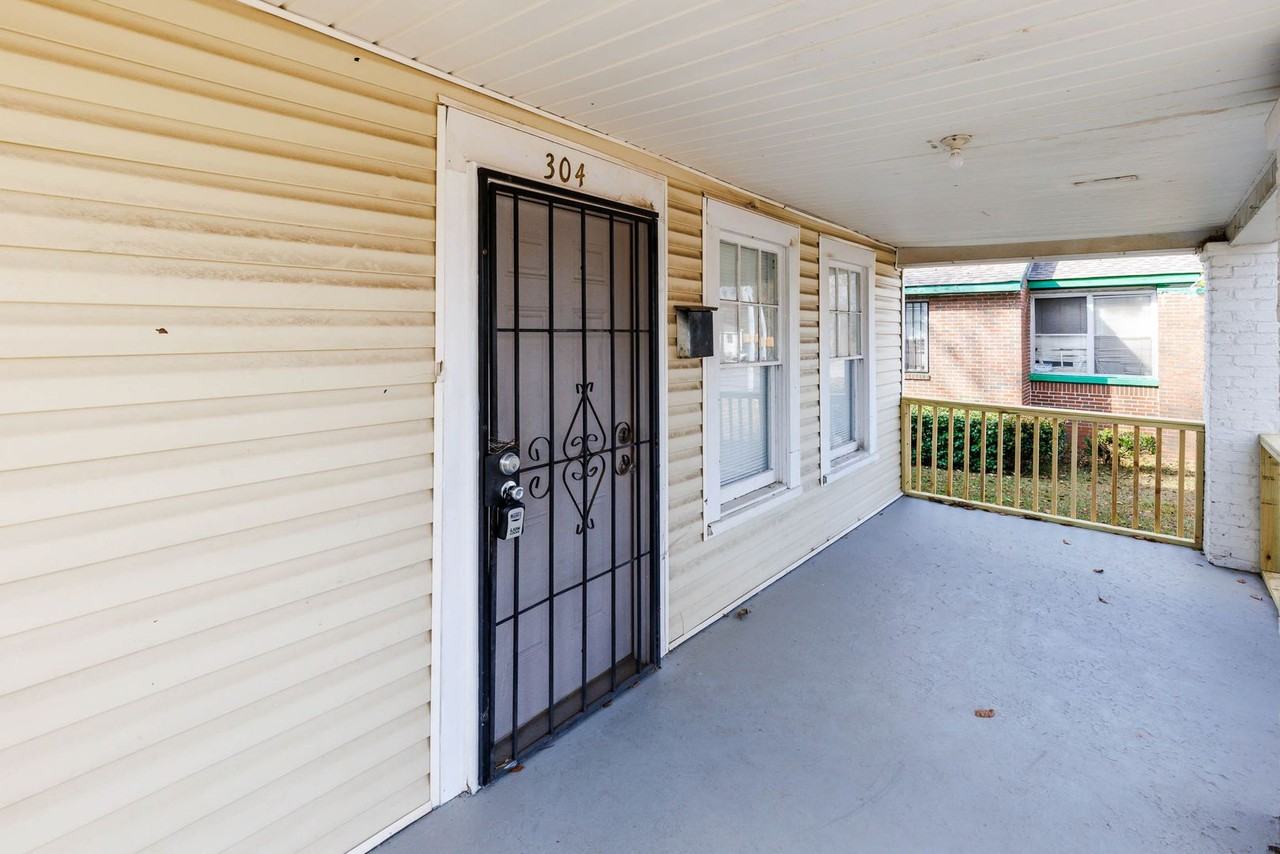 304 12th Street Southwest - Photo 7 of 23