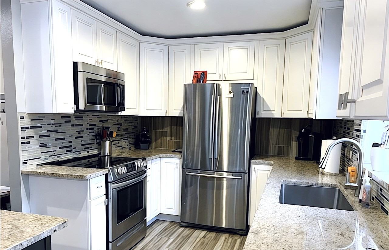 1207 Fernando Ln - Photo 4 of 31