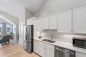 featured image of 298 York Street