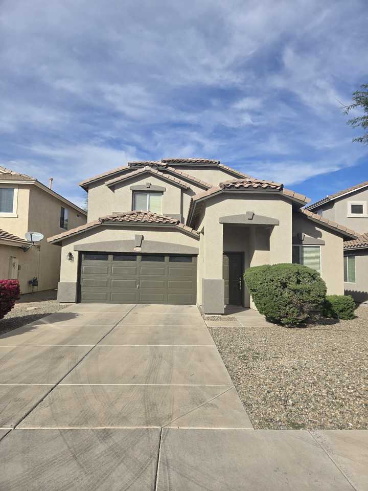 44388 West Oster Drive - Photo 2 of 13