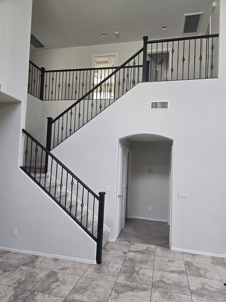 44388 West Oster Drive - Photo 4 of 13