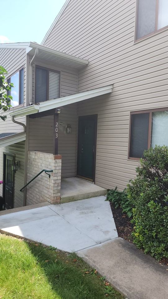 184 Ridgeview St #203 - Photo 6 of 42