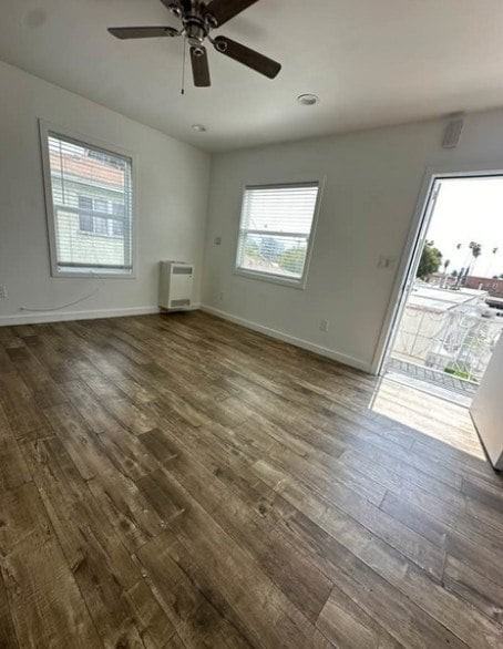 531 W 81st Street - Photo 3 of 7