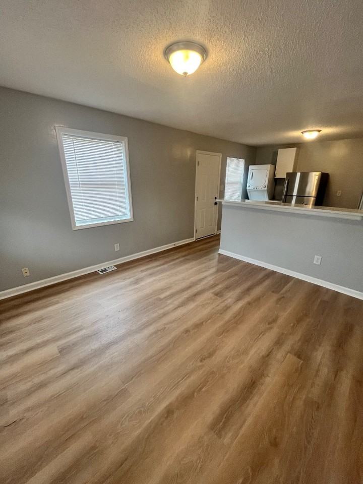 2601 Dundeen Street - Photo 4 of 14