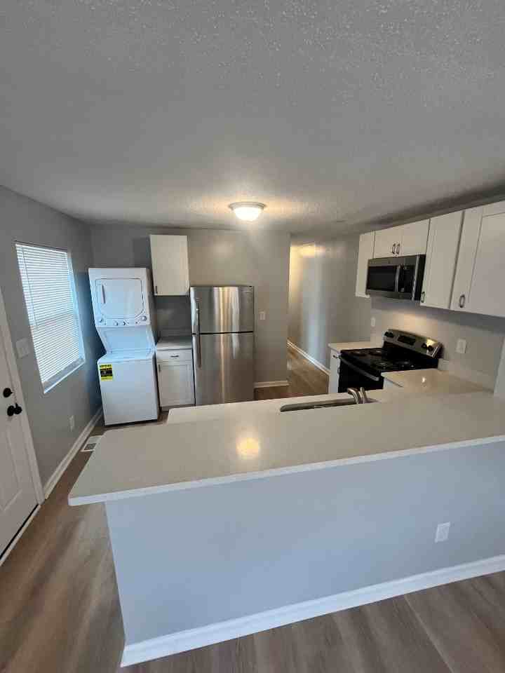 2603 Dundeen Street - Photo 5 of 14