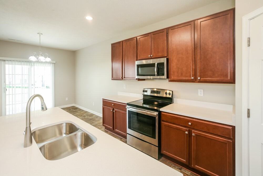 8267 Templederry Dr - Photo 7 of 16