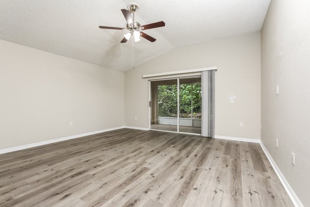 25223 Ironwedge Dr - Photo 3 of 16