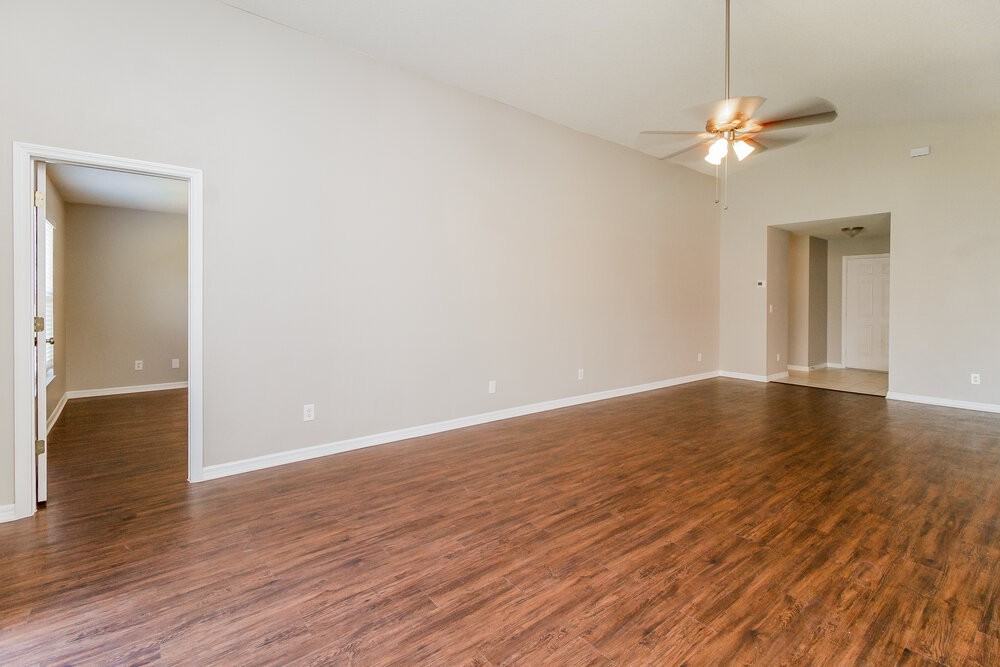 2100 Mallard Creek Cir - Photo 3 of 16