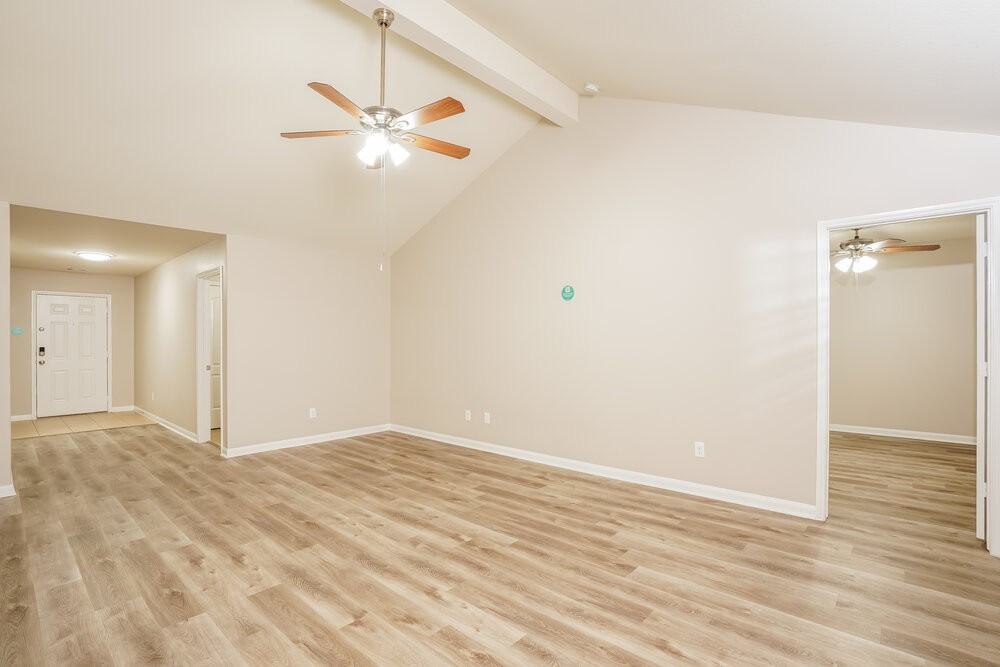 5155 Cottage Creek Ln - Photo 4 of 16