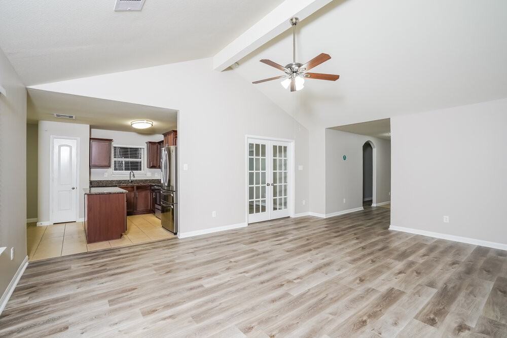 5155 Cottage Creek Ln - Photo 6 of 16