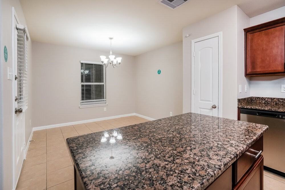 5155 Cottage Creek Ln - Photo 7 of 16