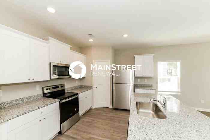 517 Firethorn Ct - Photo 5 of 17