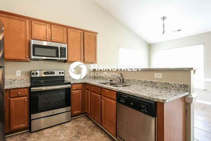 604 Walnut Crossing Dr - Photo 6 of 17