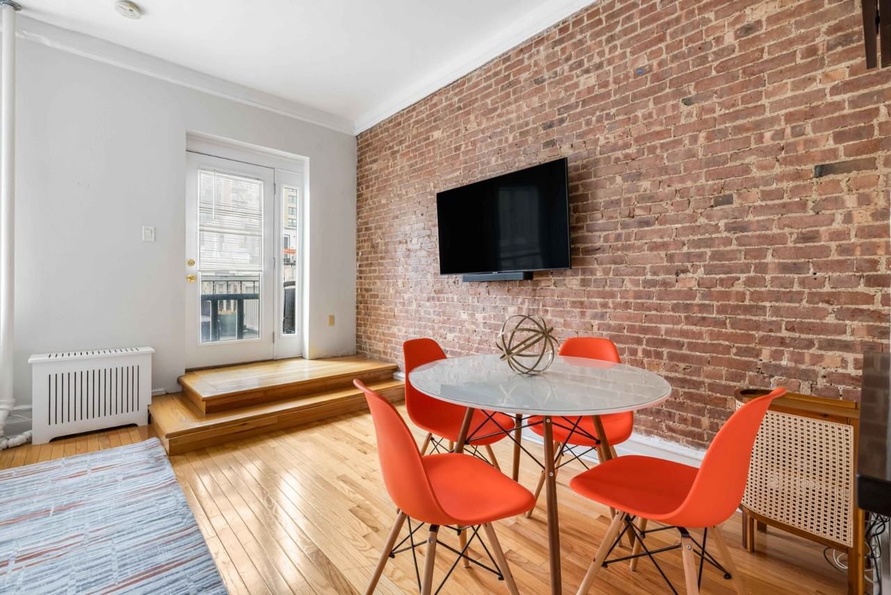 130 West 81st Street #3 - Photo 6 of 19