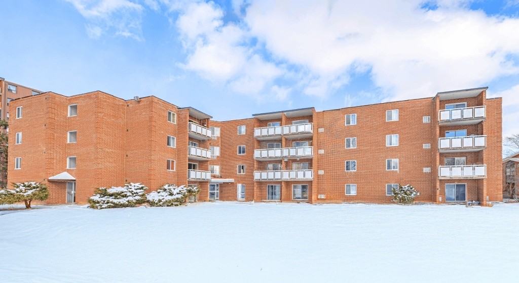 43 Ormond Street S - Photo 7 of 7