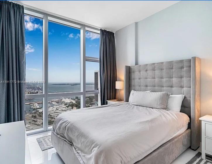 NE 1st Ave & NE 8th St - Photo 6 of 11