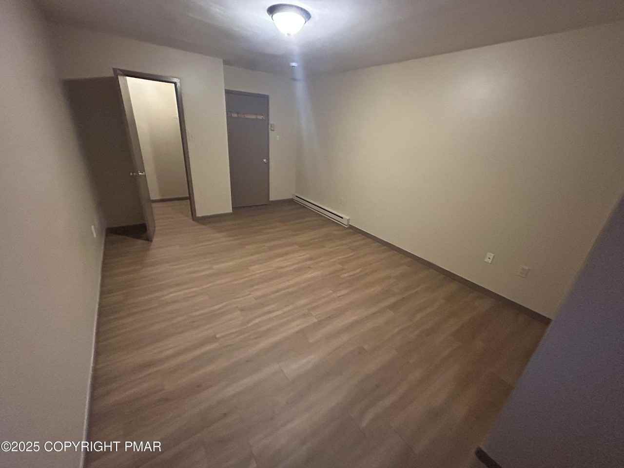 233 Sedburgh Court - Photo 6 of 14