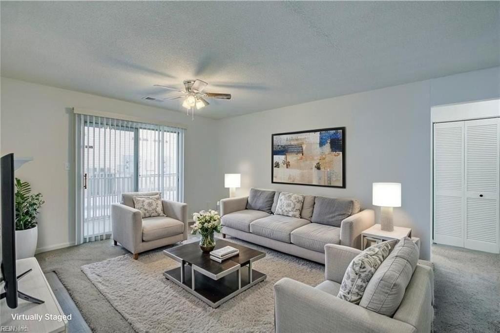 502 Thorncliff Drive #104