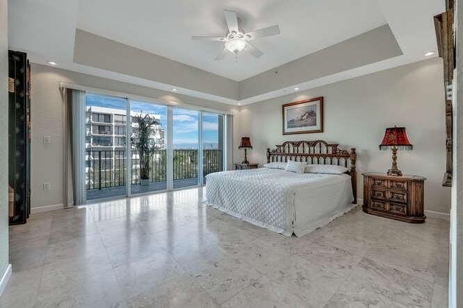 1640 Presidential Way #501 - Photo 7 of 36