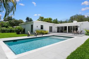 featured image of NE 104th St & N Miami Ave