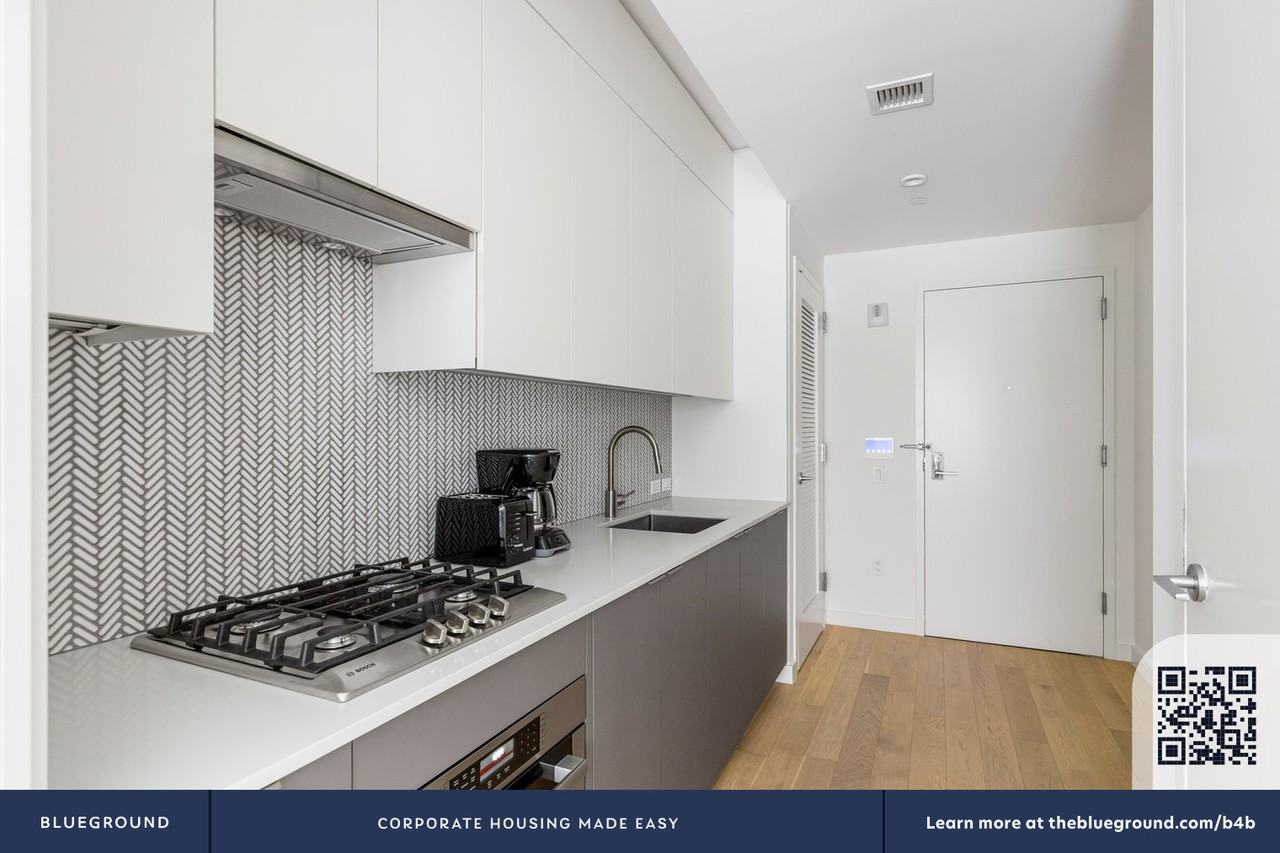 244 West 29th Street - Photo 6 of 29