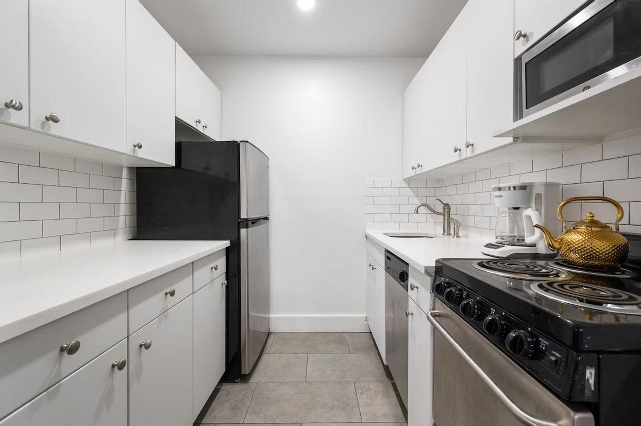 132 E 45th St #1323890P - Photo 6 of 15