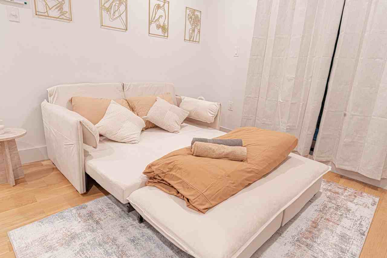 248 Schaefer St #1359082P - Photo 3 of 22