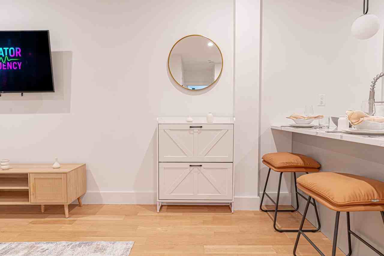 248 Schaefer St #1359082P - Photo 4 of 22