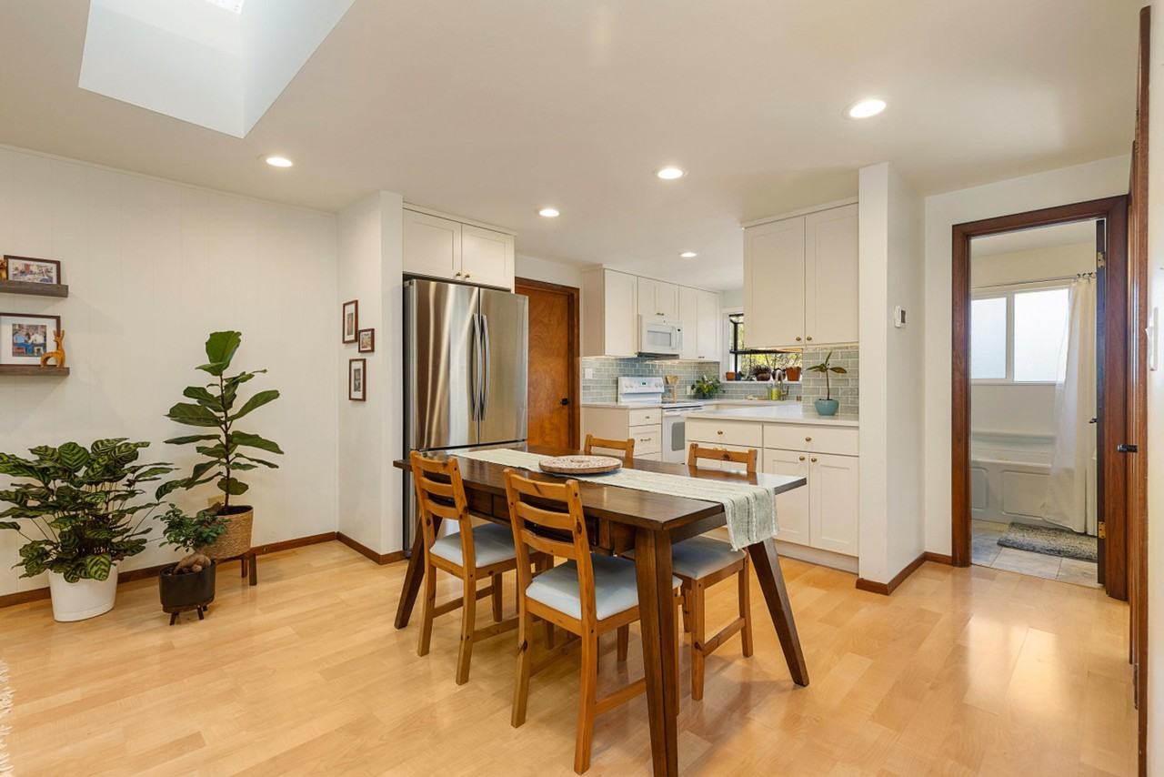 10828 23rd Ave Ne #1353851P - Photo 2 of 20