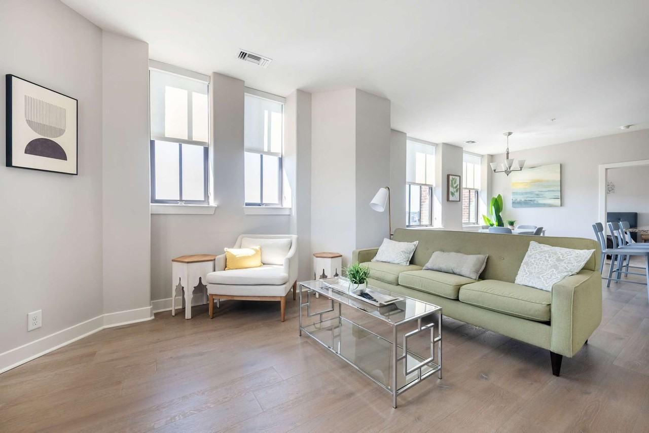 10 Light Street - Photo 7 of 136