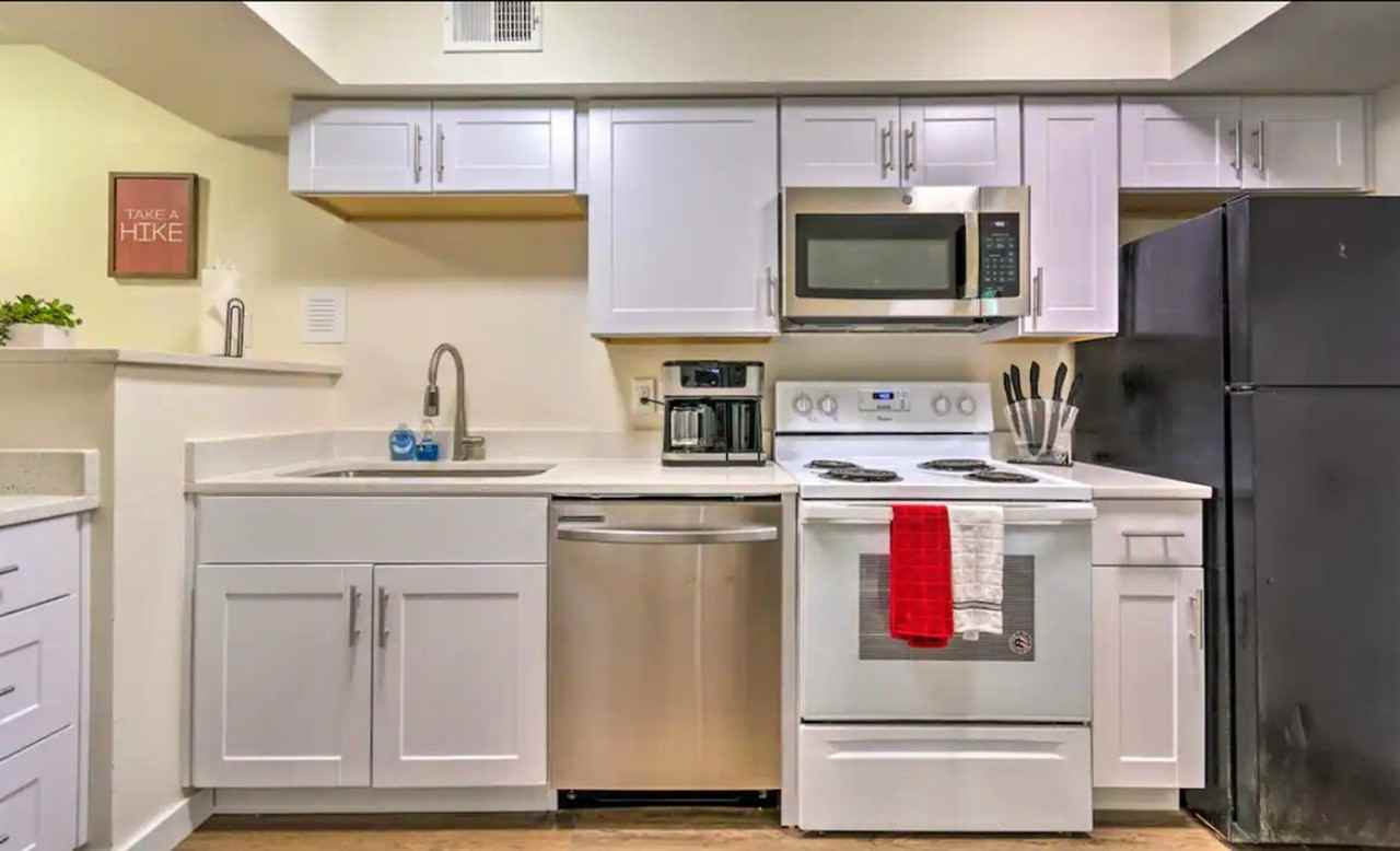 4021 W 8th St #1296516P - Photo 5 of 16