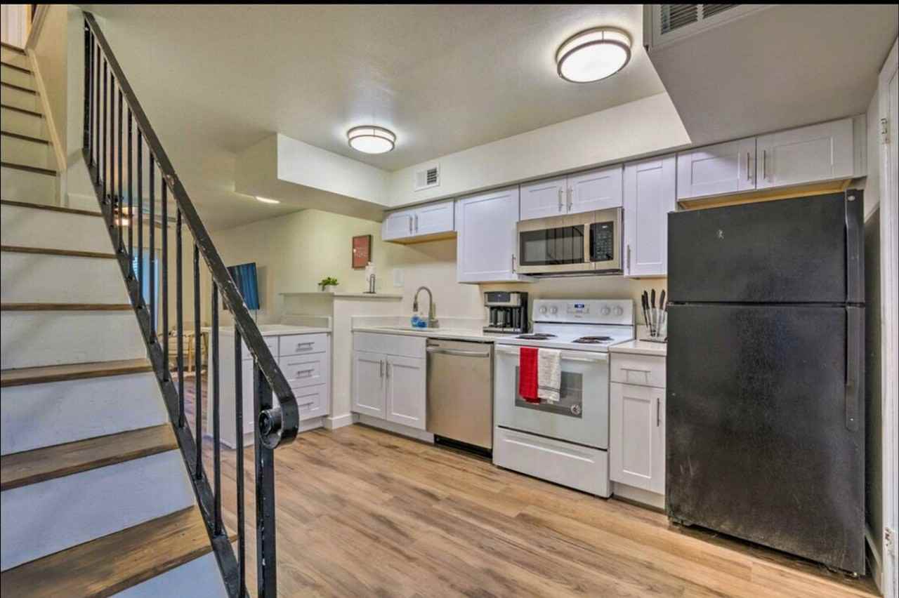 4021 W 8th St #1296516P - Photo 7 of 16