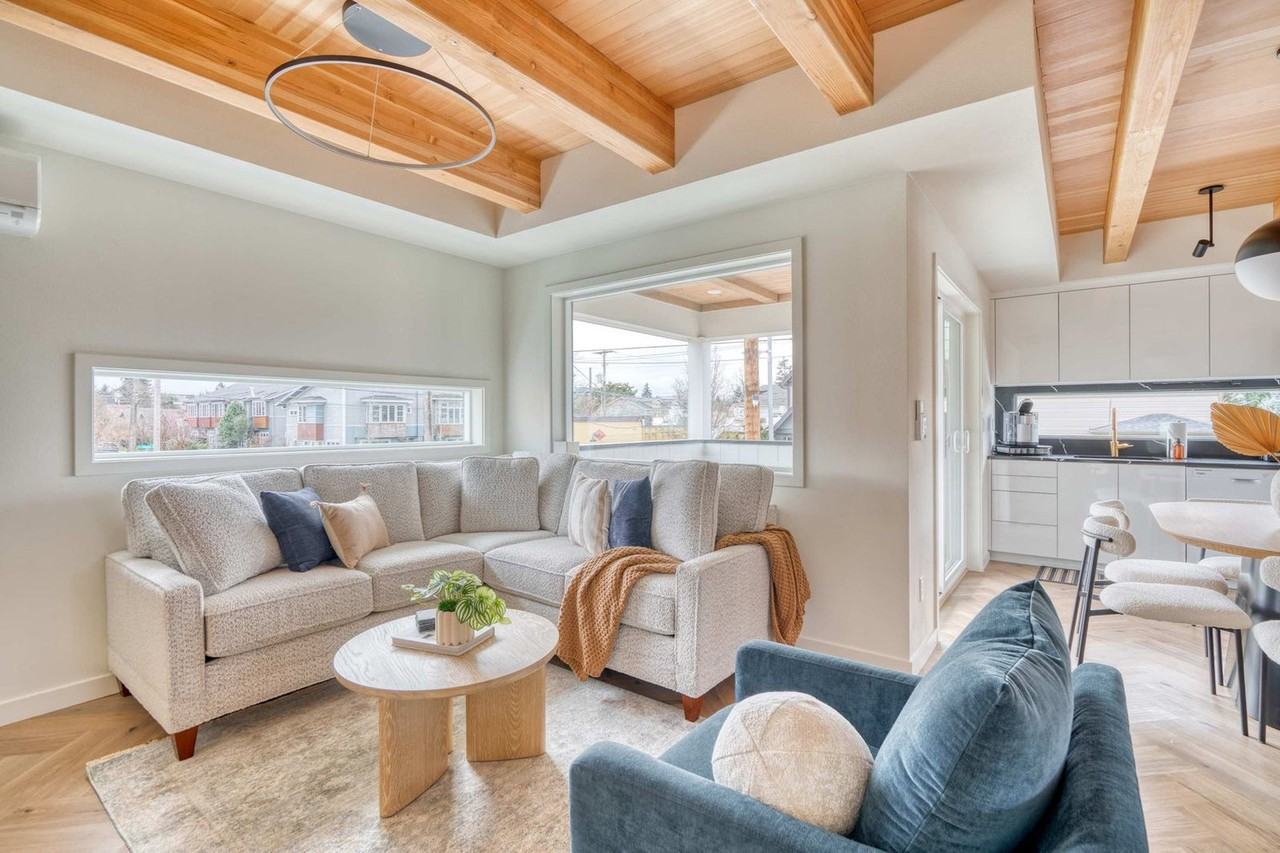 5016 Northeast 26th Avenue - Photo 7 of 93