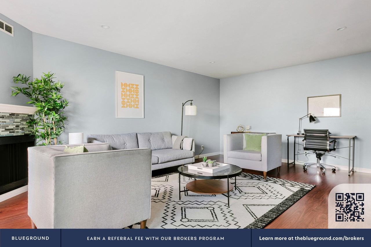 235 Arlington Rd #2101 - Photo 5 of 34