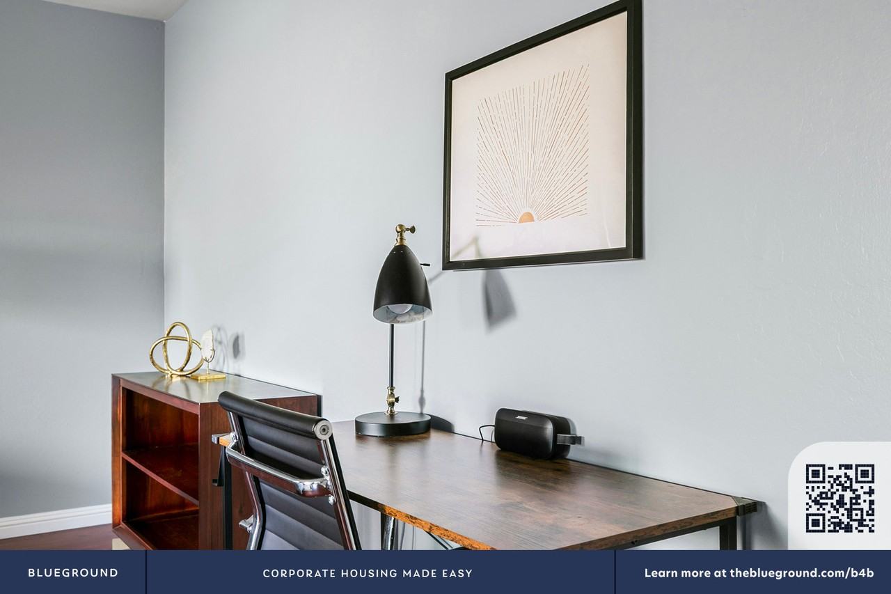 235 Arlington Rd #2101 - Photo 6 of 34