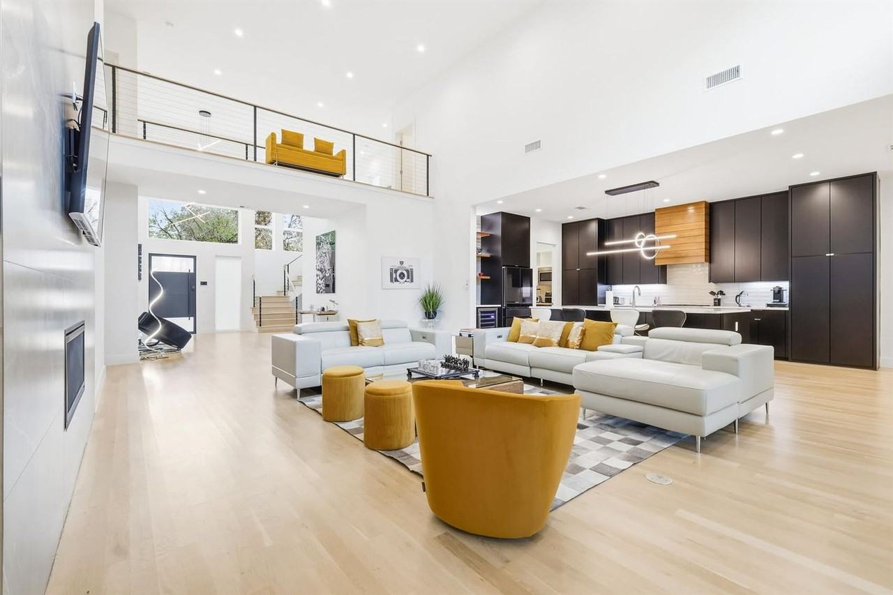 3714 Highgrove Dr #1353128P - Photo 5 of 50