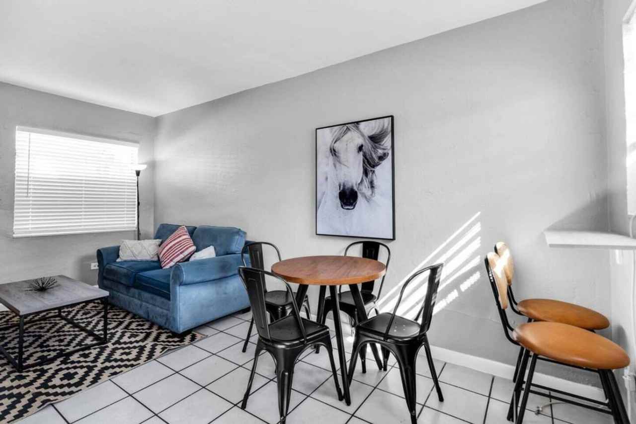 138 Sw 5th Ct #1354420P - Photo 2 of 17