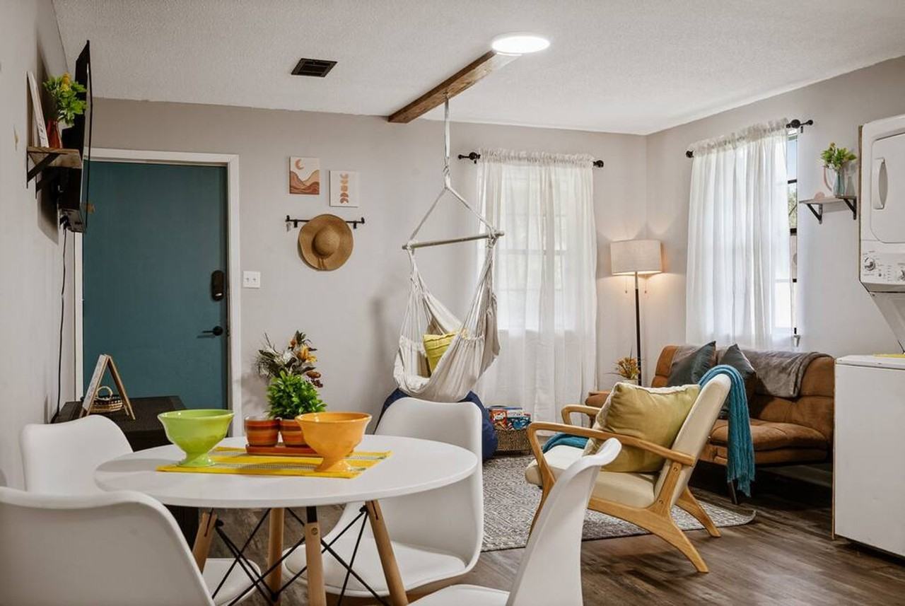 2001 North 61st Avenue - Photo 7 of 24