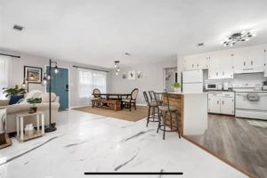 featured image of 2001 North 61st Avenue