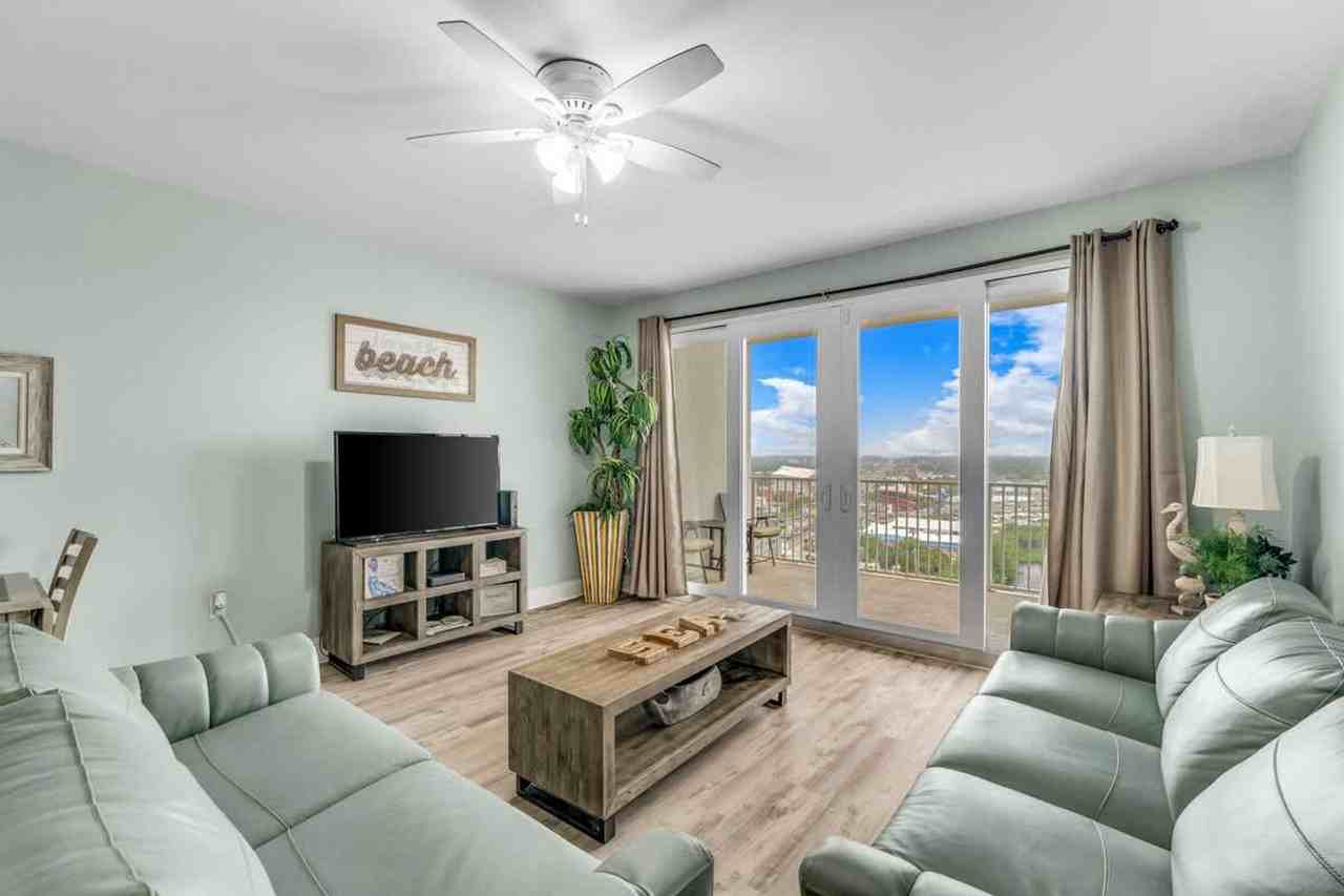 9902 S Thomas Dr #1354966P - Photo 4 of 34