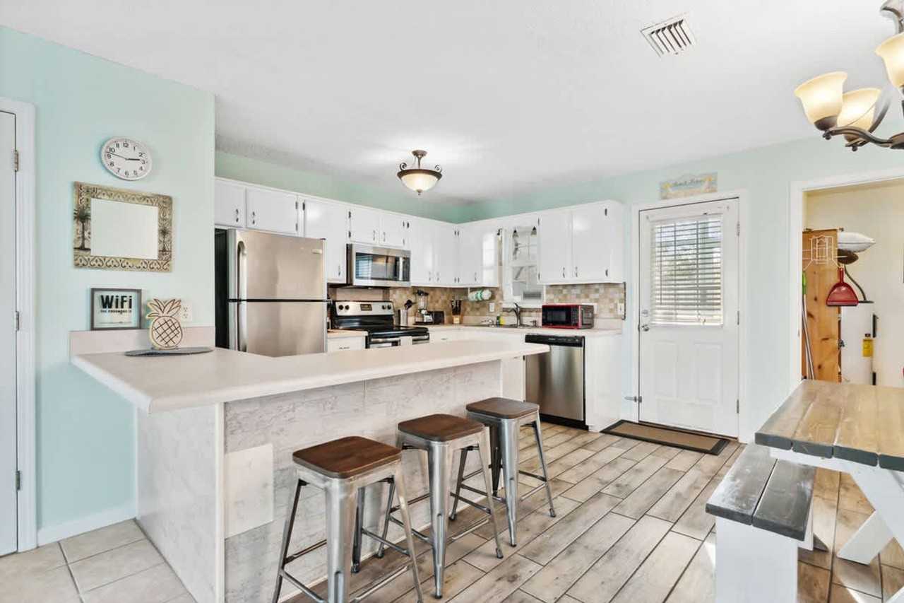 17212 Front Beach Rd #1354954P - Photo 7 of 25