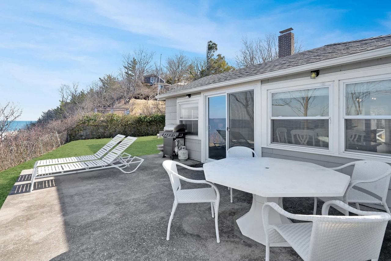 7 Oak St #1262272P - Photo 7 of 35