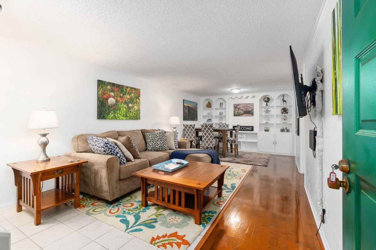 2490 Sw 14th Dr #1359099P - Photo 4 of 22